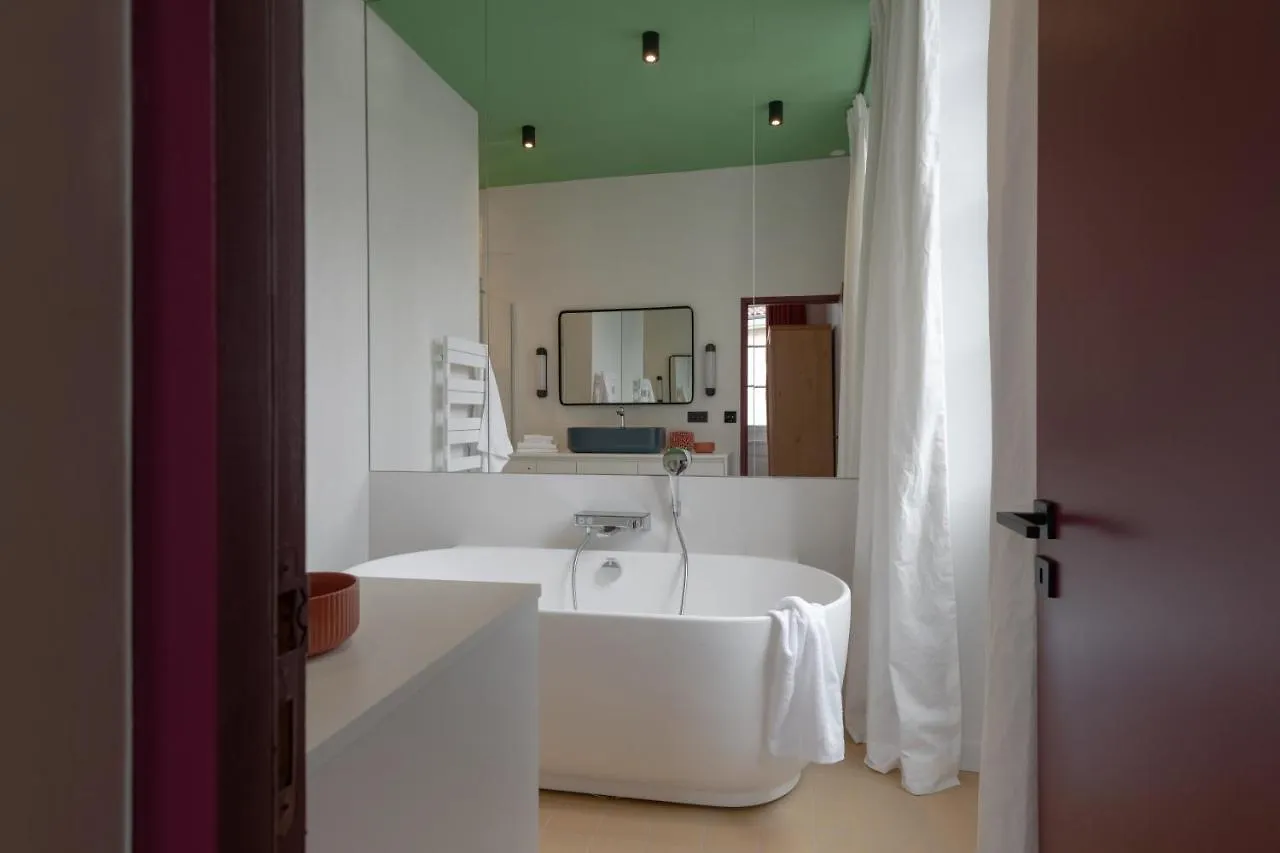Mihotel Blandan Lyon France