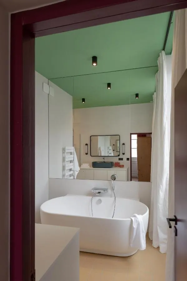 Mihotel Blandan Lyon 0*,  France