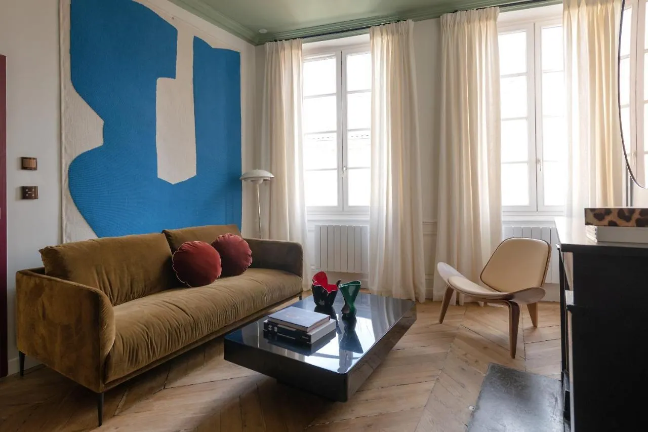 Mihotel Blandan Lyon 0*,  France